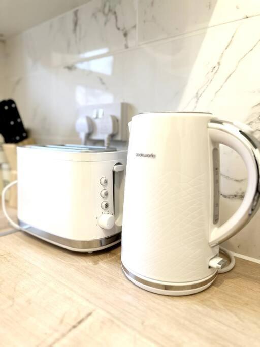 Quirky 3 Bedroom Flat In Shoreditch London Bagian luar foto