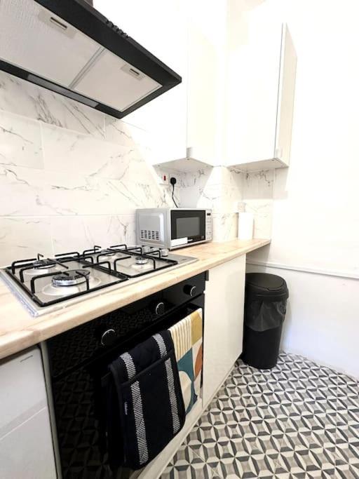 Quirky 3 Bedroom Flat In Shoreditch London Bagian luar foto